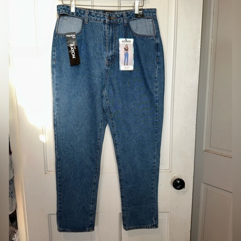 Simple Society Super High Rise Hips Cut Out Straight Leg Jeans - Picture 1 of 5